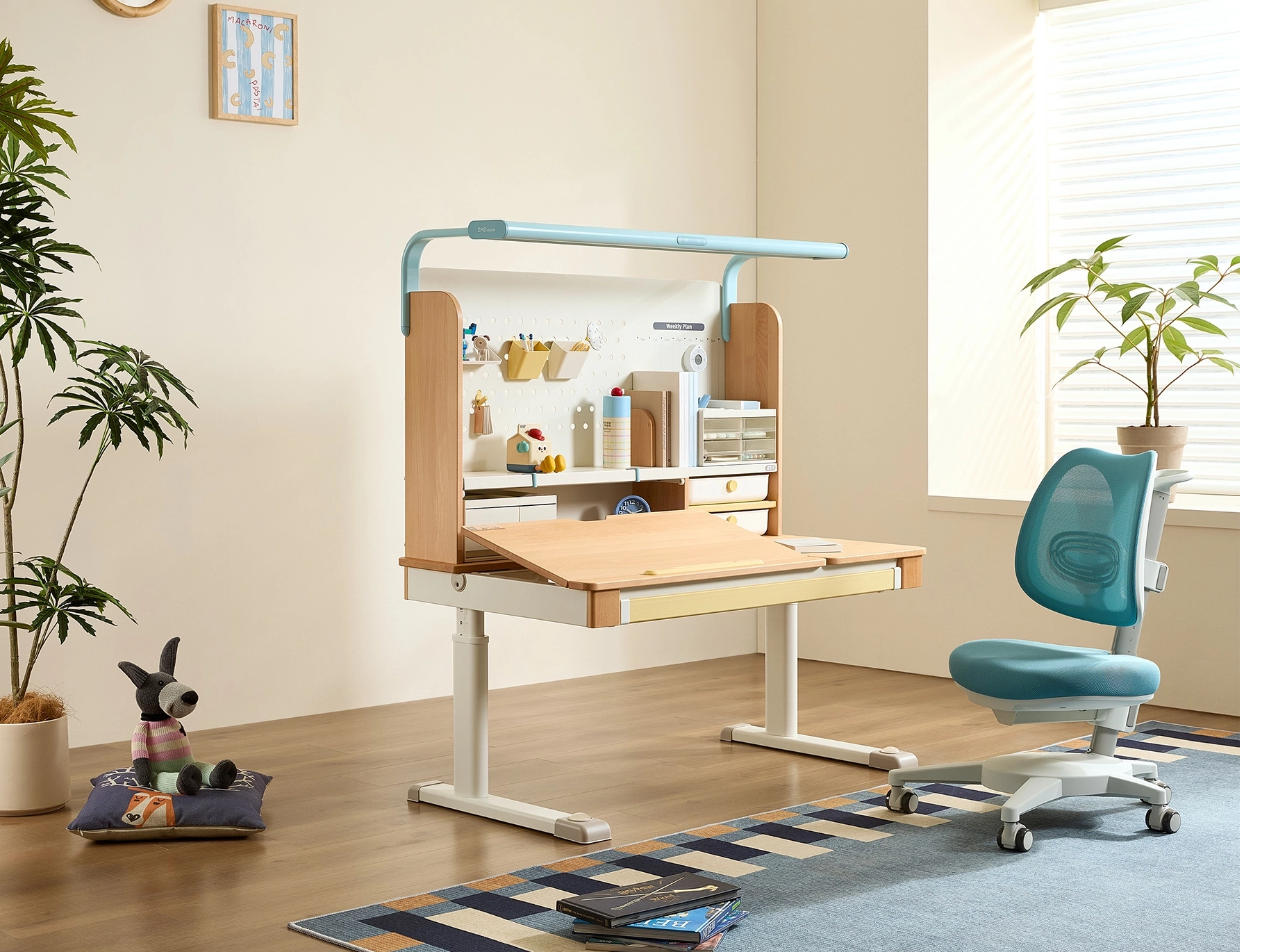 What Criteria Should You Consider When Buying Children’s Desk?
